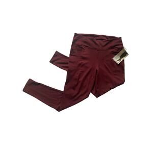 NWT women’s Yoga Pants, Earth Yoga, Large, Burgundy